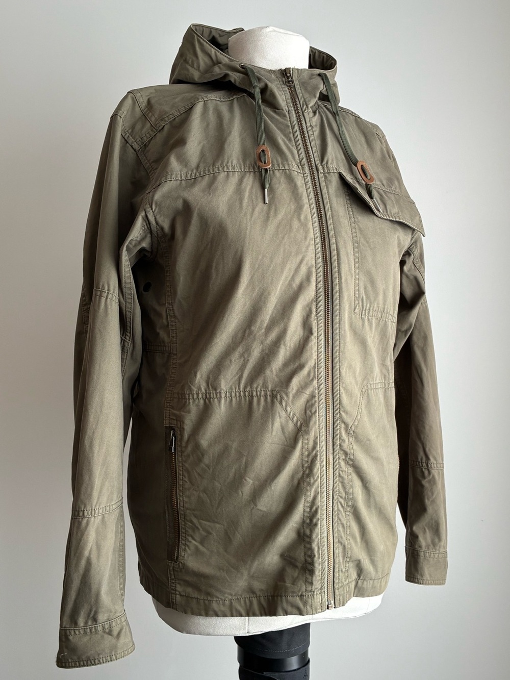 MEC Mountain Equipment Co-op Organic Cotton Hooded Utility Jacket M
